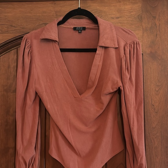 Collared bodysuit - Picture 2 of 3